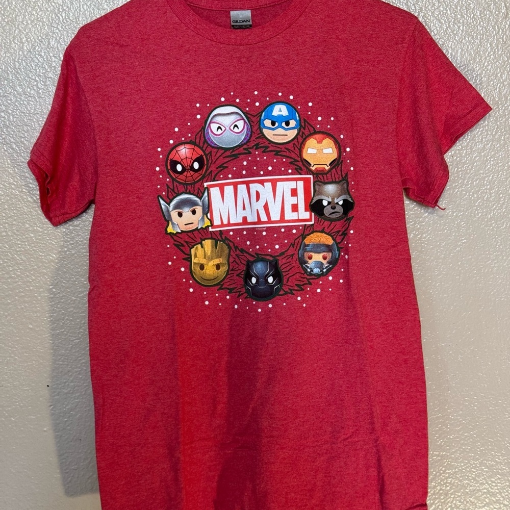 Marvel Emoji Wreath Men’s Shirt S